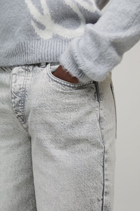 Basic Relaxed Fit Jeans - Image 3
