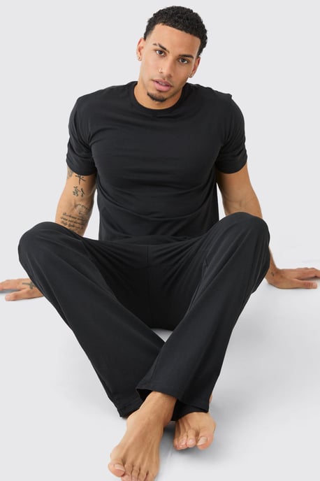T-shirt & Trouser Lounge Set - Image 3