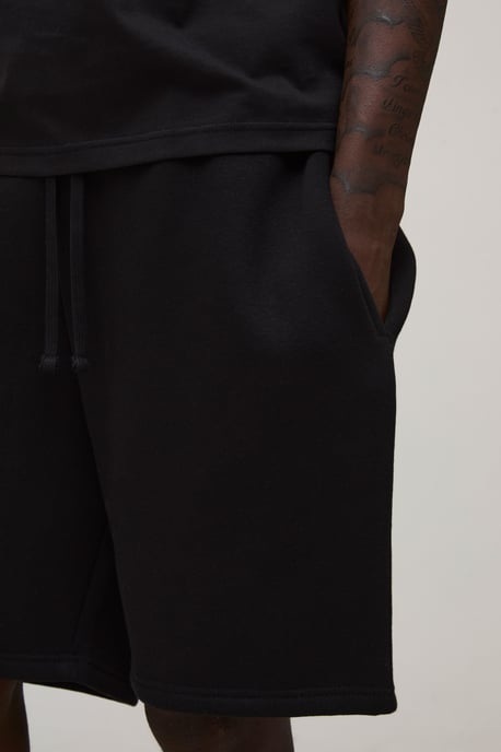 Basic Relaxed Fit Short - Image 3