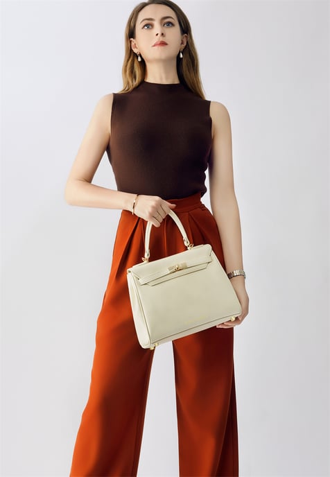Victoria Hyde women's bag Shoulder bag in white - Image 3