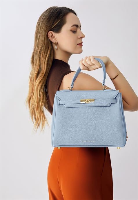 Victoria Hyde women's bag Shoulder bag in blue - Image 2