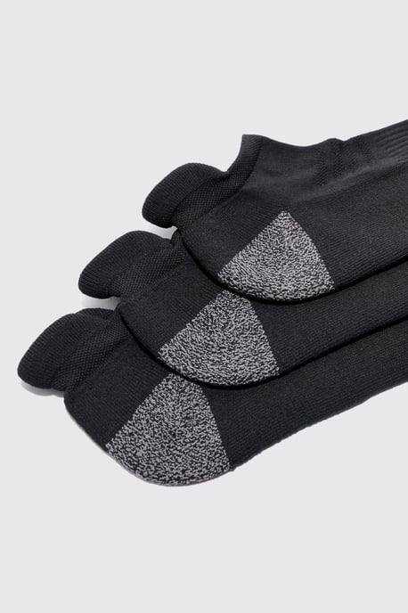 Man Active Cushioned Training Trainer 3 Pack Socks - Image 2
