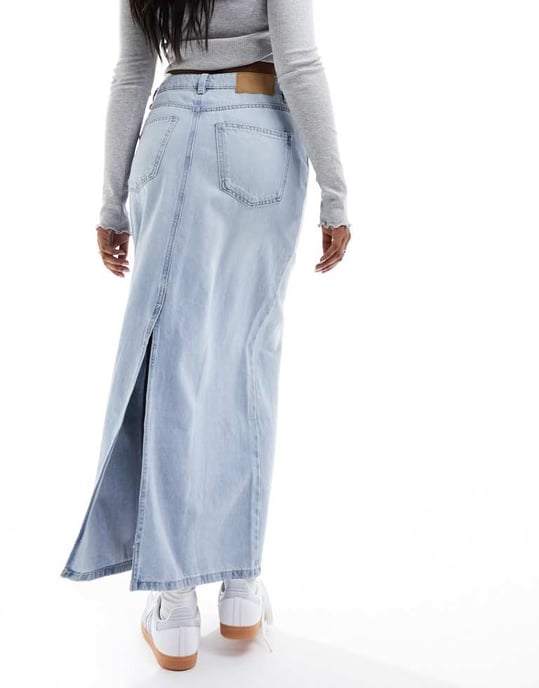 Cotton On rak denim maxikjol i ljus tvättad blå - Image 3