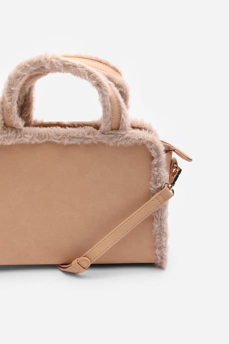 Where's That From Womens 'Kismet' Borg Trim Tote Bag with Cross Body Strap - Image 2