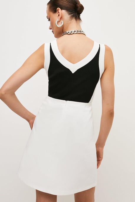 Essential Techno Woven Skirt - Image 3