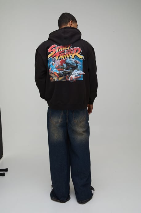 Oversized Street Fighter License Printed Hoodie - Image 4