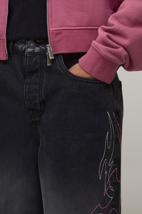 Baggy Fit Embroidered Tribal Washed Jeans - Image 3