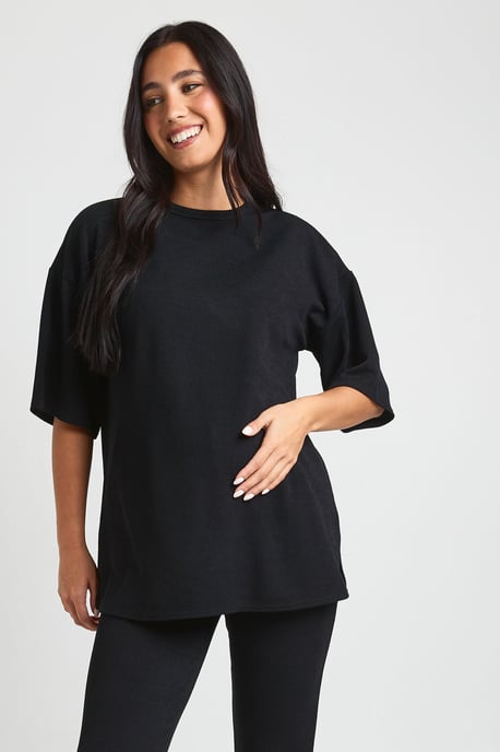 Maternity Split Side Oversized T Shirt And Flared Trouser - Image 4