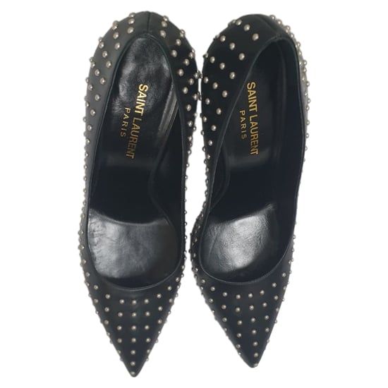 Saint Laurent pumps met studs en spitse neuzen in zwart leer - Image 4
