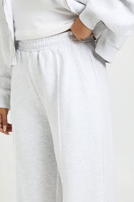 Plus Core Basic Pintuck Detail Straight Leg Jogger - Image 4