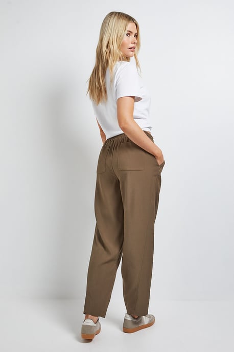Pull On Barrel Leg Trouser - Image 3