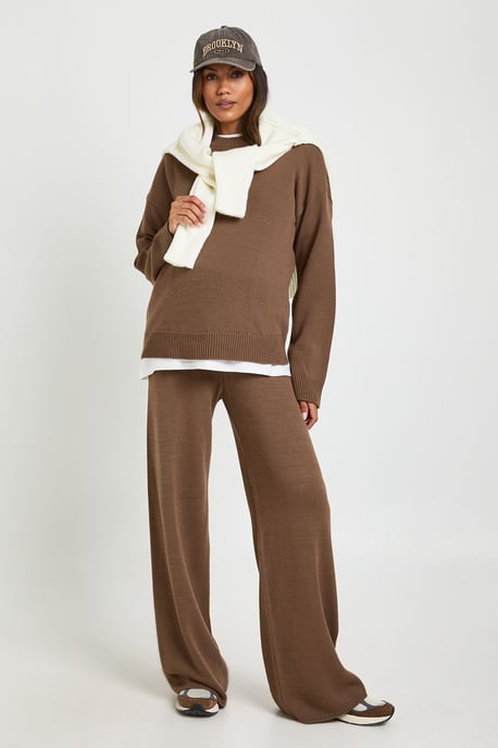 Maternity Soft Knit Jumper And Wide Leg Trousers Knitted Co-ord - Image 3