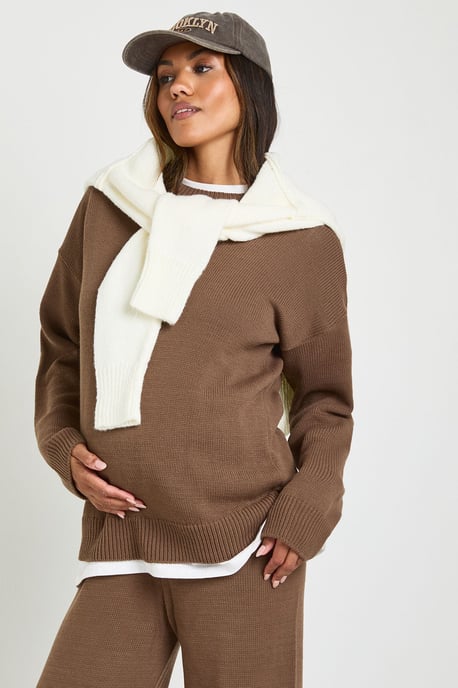 Maternity Soft Knit Jumper And Wide Leg Trousers Knitted Co-ord - Image 4