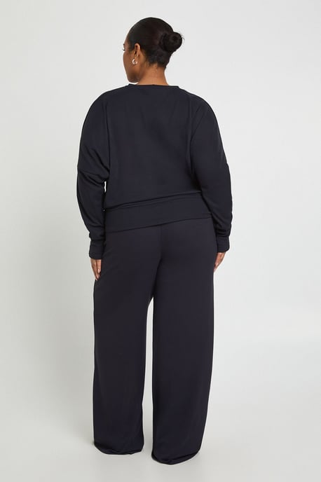 Plus Super Soft Batwing Long Sleeve Top and Trouser Co-Ord - Image 2