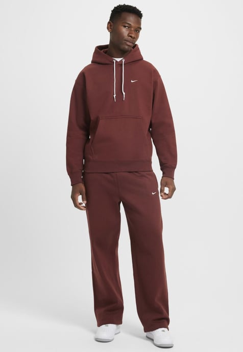 Nike Solo Swoosh Mens Fleece Pullover Hoodie in Dark Pony/White - Image 6