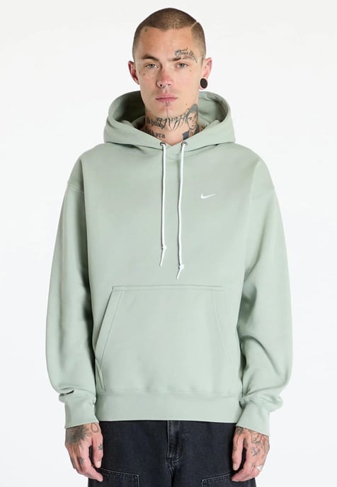 Nike Solo Swoosh Mens Fleece Pullover Hoodie in Jade Green - Image 1