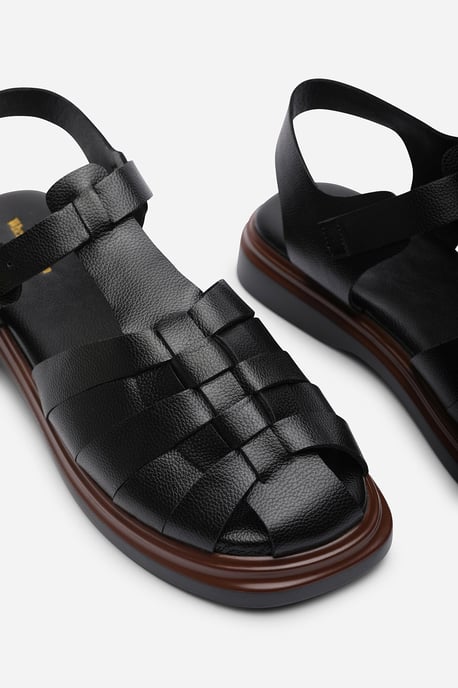 Where's That From Womens Chime Fisherman Flatform Black Sandal - Image 5