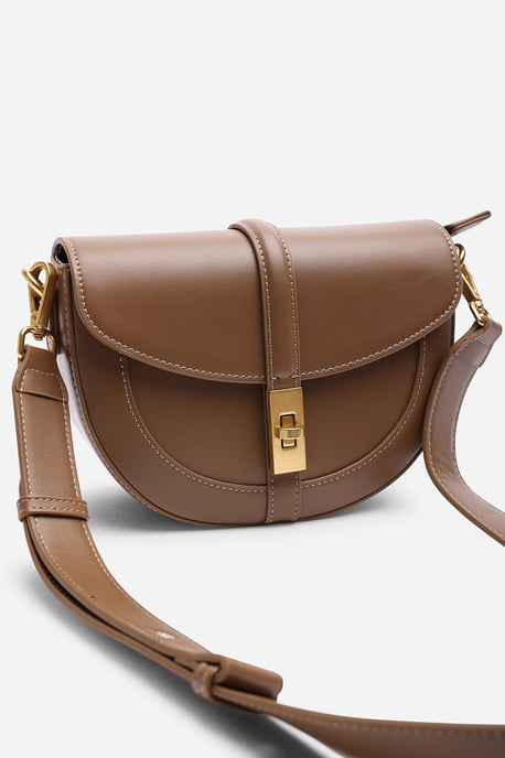 Where's That From Womens 'Breeze' Faux Leather Shoulder Bag With Gold Lock Detail - Image 4