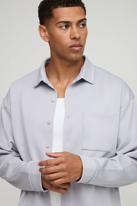 Oversized Scuba Shirt and Relaxed Short Set - Image 3