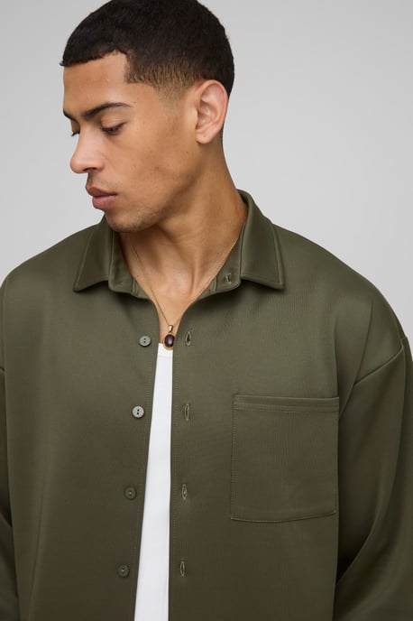 Oversized Scuba Shirt and Relaxed Short Set - Image 3