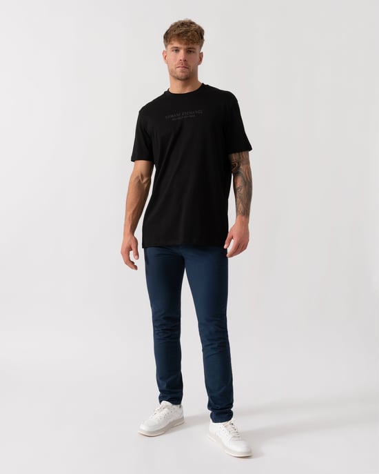 T-Shirt in Black - Image 3