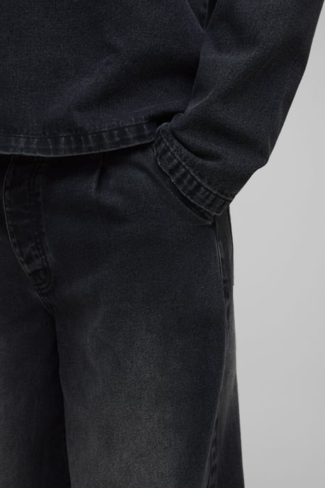 Tall Pleated Baggy Jeans - Image 3