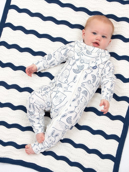 Kite Clothing Heirloom Knit Blanket Navy - Image 3