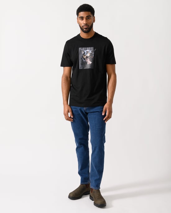 Doberman T-Shirt in Black - Image 3