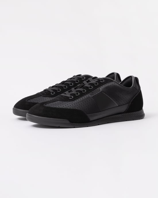 Nitan Low Profile Trainers in Black - Image 1