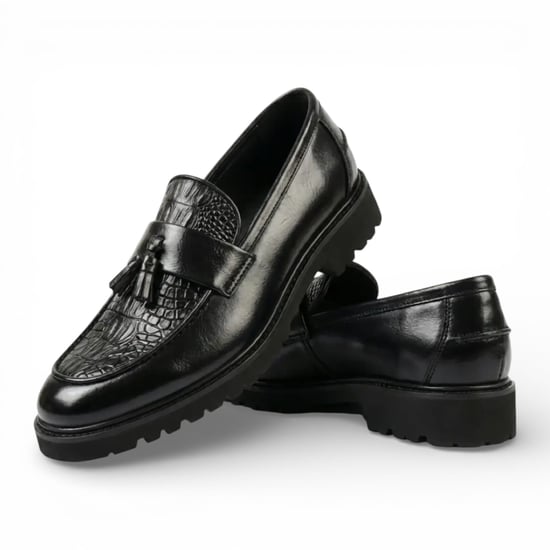 Mens Faux Leather Black Tassel Lug Sole Textured Loafers Shoes - Image 2