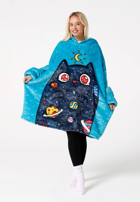 "Space Cat fm" Knuffeltrui Huggie - Image 2