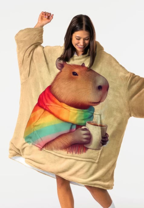 "Autumn Capybara fm" Knuffeltrui Huggie - Image 2