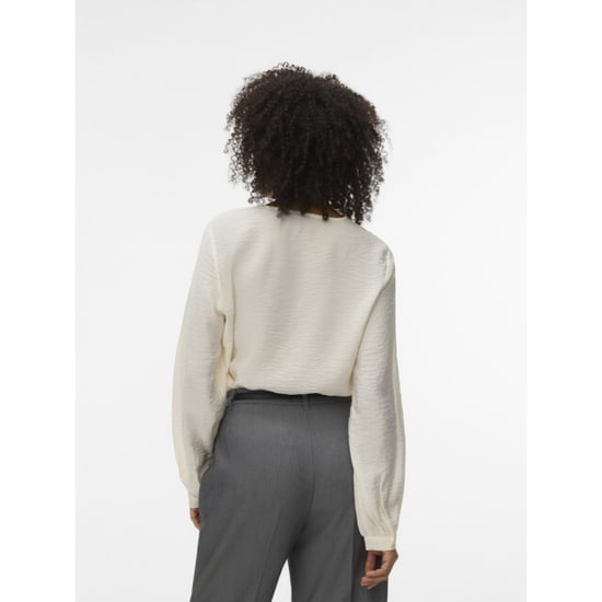 Vero Moda vmurli v-neck ls top wvn ga 10338835 cloud dancer - Image 2