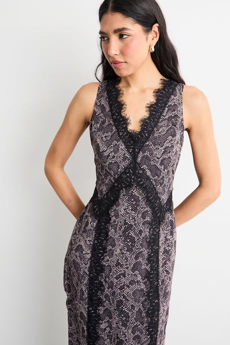Chiffon Printed Dress With Lace - Image 2