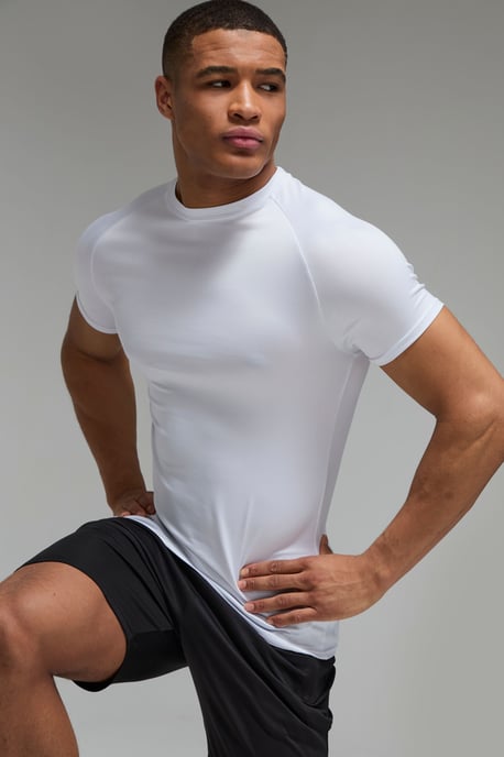 Man Active Lightweight Essentials Gym Muscle Fit Raglan T-shirt - Image 1