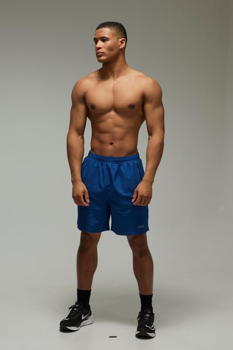 Man Active Regular Fit Stretch Woven 7inch Short - Image 4