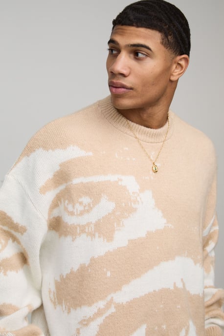 Oversized Boxy Brushed Eye Graphic Knitted Jumper - Image 3