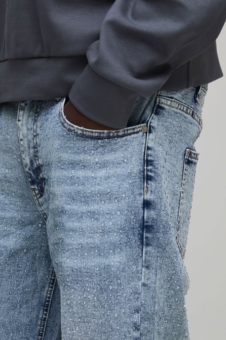 Relaxed Fit All Over Clear Rhinestone Embellished Jeans - Image 3