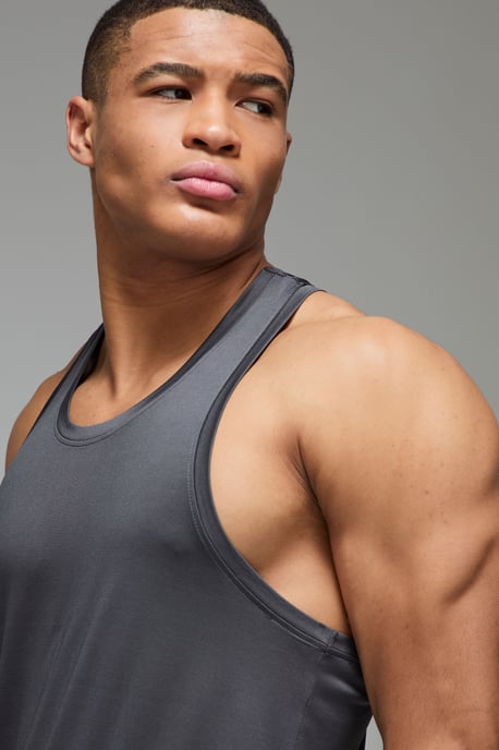 Man Active Regular Lightweight Essentials Gym Vest - Image 3