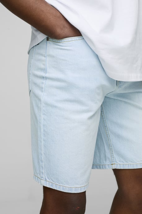 Relaxed Rigid Ice Blue Denim Shorts - Image 3