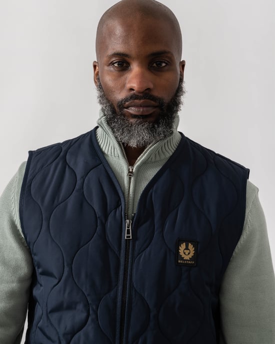 Base Gilet in Dark Blue - Image 4