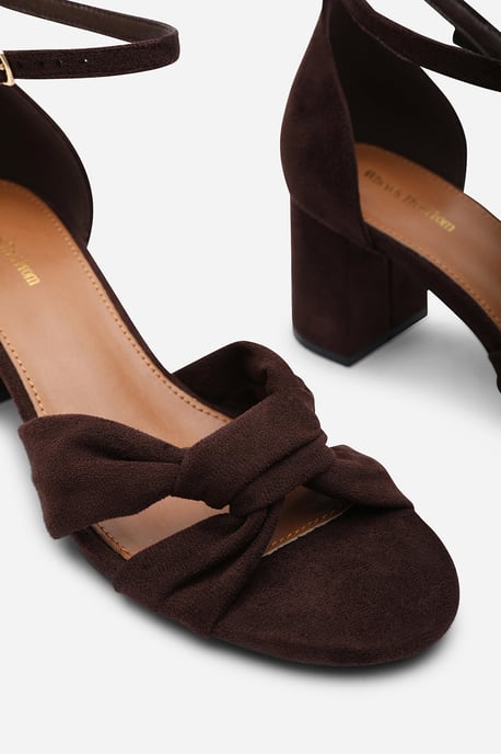 Where's That From Womens Avelia Strappy Block Heel Sandal - Image 5