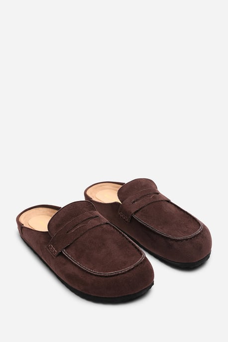 Where's That From Women's Honeybee Low Back Slip on Mule - Image 4