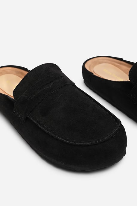 Where's That From Women's Honeybee Low Back Slip on Mule - Image 5