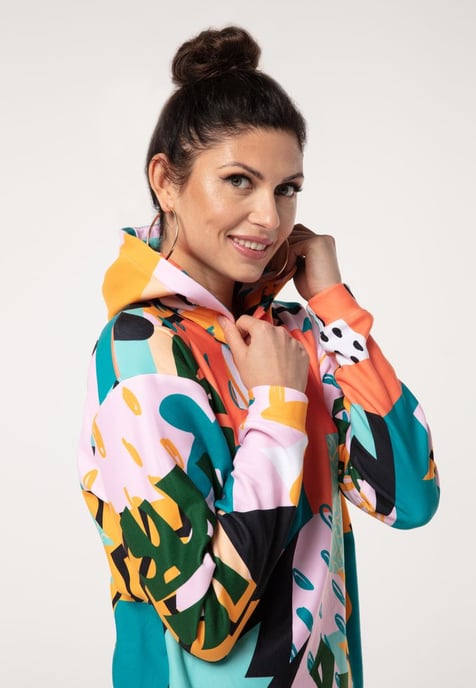 "Tropical Abstract" Oversize Hoodieklänning - Image 4