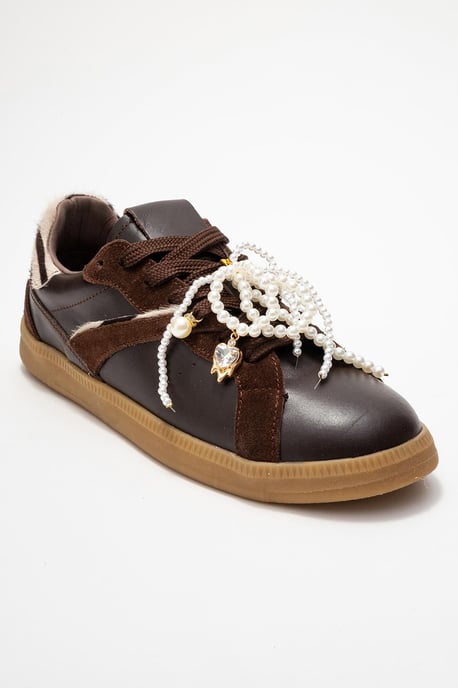 Taren Leren Parel Gesp Sneakers Dames - Image 3