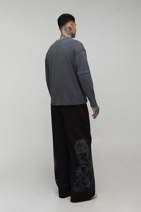 Tall Extreme Wide Leg Dragon Graphic Joggers - Image 2