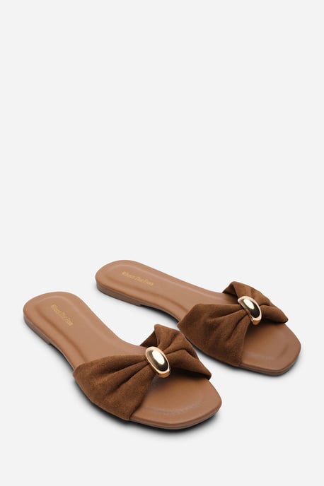 Where's That From Womens 'Arc' Ruched Buckle Suede Slide On Sandal - Image 4