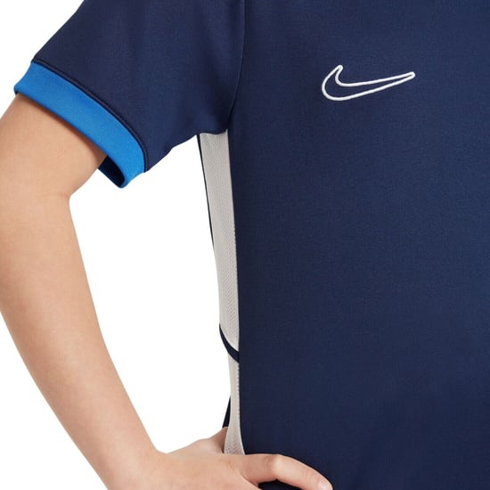 Nike Boys / Girls T Shirt Academy 25 Junior Top Navy FZ9758 - Image 4