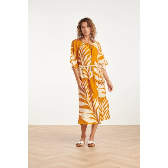 Smashed Lemon Tuniek jurk met tropische blad print in oker geel | - Image 6